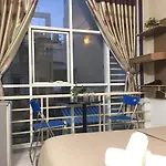 Thanhha Guesthouse At Bui Vien Walking Street
