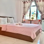 Thanhha Guesthouse At Bui Vien Walking Street