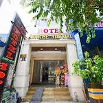 Sunrise Airport Hotel