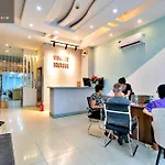 Hanz 137 Vivianne Hotel De Tham