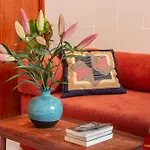 Orange Home - Ngoi Nha Tai Quan 3