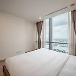 Isabelle Apartment Inside Landmark 81 Tower