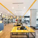 Kirakuan Parkview 2Br Pool/Gym/Balcony