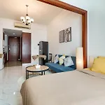The Manor 2 Luxury Apartment Free Roof Top Pool