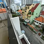 Dlux Hat Giang