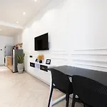 Saigon Royal - Spacious Studio - Hana Apart 30