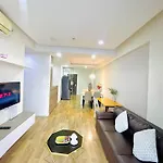 Scenic Valley Apartment