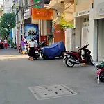 Urban Saigon Stays Near Embassy