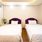 Grad Crowne Hotel - Bui Vien