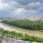 Midtown Premium Apartments