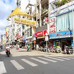 Cozy Studio With Large Balcony In Central Bui Vien District 1