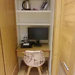 G9 Home