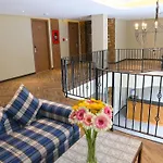 Bizu Royal Hotel