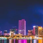 Unique Hideout - Freenetflix @ Near Bui Vien