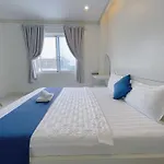 VI An Hotel