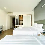 Royal Dragon Boutique Hotel Tan Binh