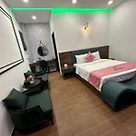 Love Hotel To Ky