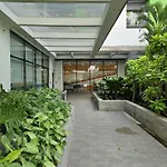 Republic Apartment Nearby Airport Free Pool Gym