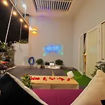 Tphomes Sala
