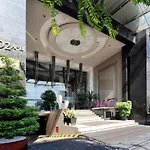Mayfair Suites