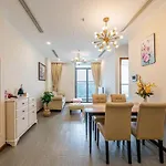 Elvita Landmark Luxury Residence