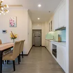 Elvita Landmark Luxury Residence