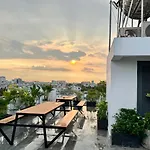 Riversideapt Nearairport.Bed/Netflix/Chill/Terrace