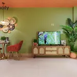 Cubicity Metro House