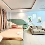 Ff Homestay Evy House