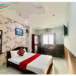 Hotel Phuong Nam