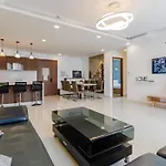 Spacious 4Br Apat At Saigon Centre With Pool, Supermarket, View