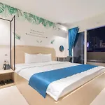 Bin Bin Hotel 6 - Near Secc D7