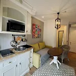 Home By Flatto Apartment