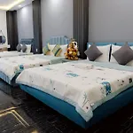 Vip Hotel