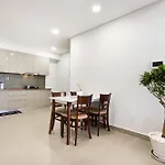 River Panorama 2 Bedroom, 1Bathroom District 7