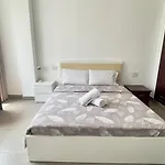 A Cozy And Stylish Studio In The Heart Of Ho Chi Minh City