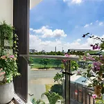 The Peak Midtown Twobedroom With Balcony