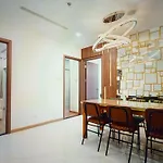 Premium Space Saigon Riverview - Vinhome Central