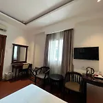 Haven Hut Suite Hotel