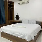 Mini Hotel In Heart D1 - City View