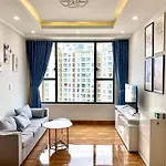 Monday Premium Aparts - Highclass Building And Central Spot