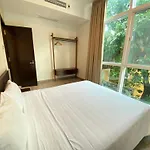 Blue Arch - Luxury Serviced Apartment In Central Saigon