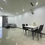 Qhome