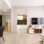 Saigon Home Apartment - Infinity Pool
