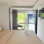 Siris Niko Residence