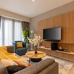 Elegant Zenity And D1Mension Condos In District 1 - Host By Thomas