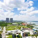 River Panorama 2 Bedroom Luxury District 7
