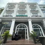 Collection O Emerald Luxury Apartment - Near Secc