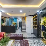 Collection O Vyvy Airport Hotel