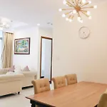 Vinhomes Central Park Lotus Apartment - Can Ho Dich Vu Cho Thue